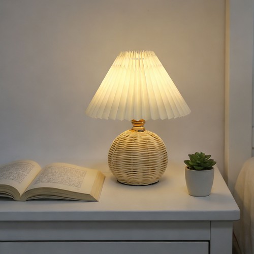 Elegant pleated bedside lamp - pleated,