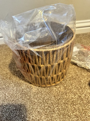 Small rattan table lamp - x2,